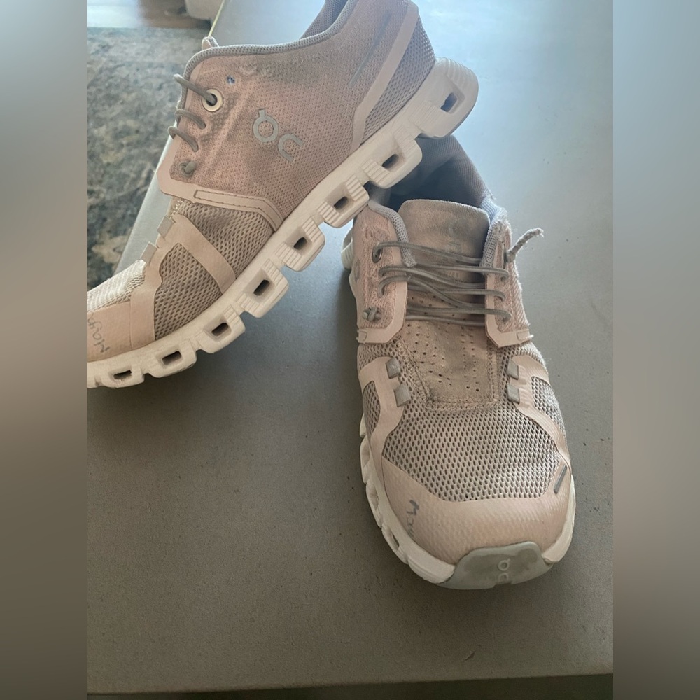 Oncloud Swiss light pink